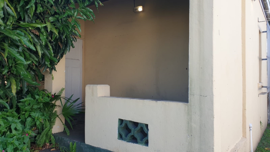 To Let 2 Bedroom Property for Rent in Cambridge Eastern Cape